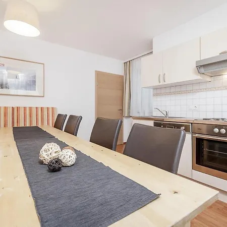 加米英兹安公寓 * 索尔登